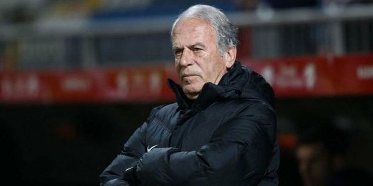 Mustafa Denizli ile yollar ayrıldı