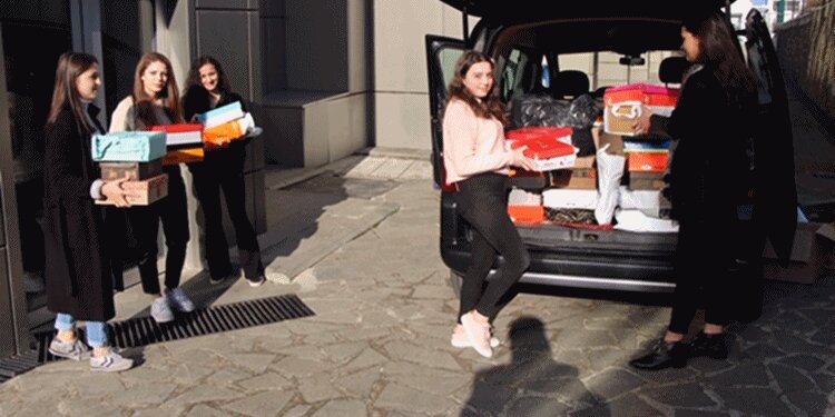 Avrasya Üniversitesi minik kalplere dokundu!