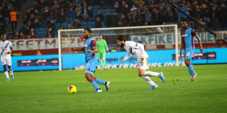 Trabzonspor - Denizlispor maçında neler yaşandı?