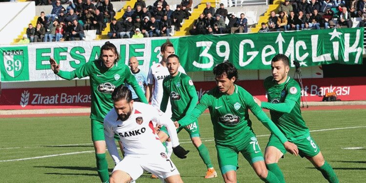 Süper Lig ekibine kupada şok! Elendiler