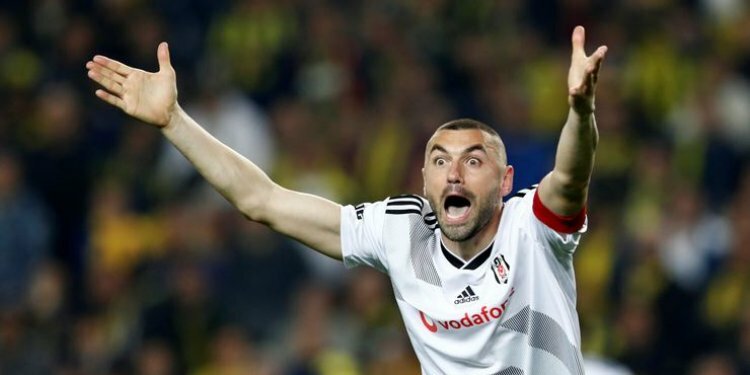 Fenerbahçe Beşiktaş'ı yendi! Burak Yılmaz'ın tepkisi olay oldu