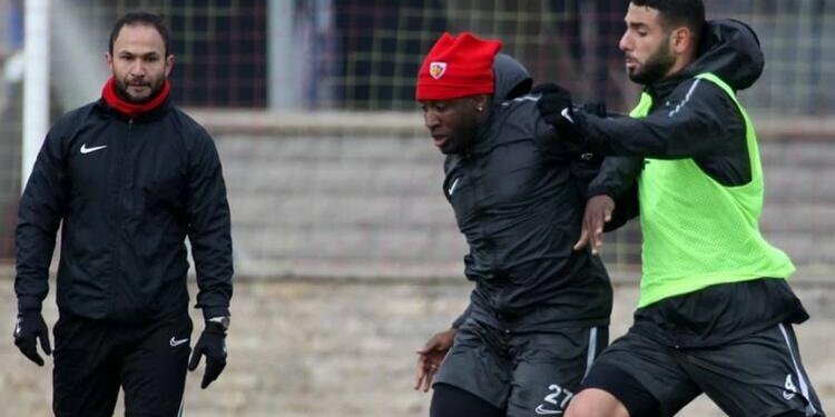 Trabzonspor'un rakibinde son durum!