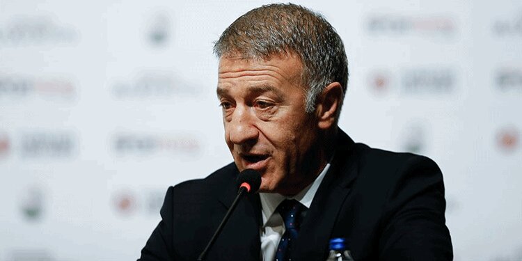 Ahmet Ağaoğlu'na tehdit! İstifa edersen...