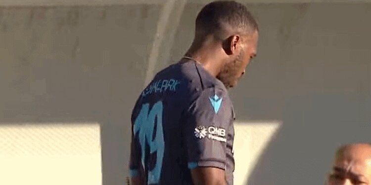 Trabzonspor'da sakatlık! Oyundan alındı