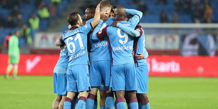 Süper Lig'de zirve karıştı! Trabzonspor yenerse...