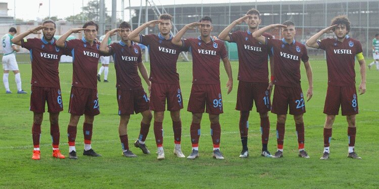 Trabzonspor U19'un ilk 11'i açıklandı!