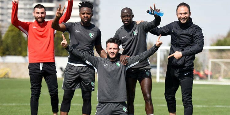 Onazi'den Fenerbahçe açıklaması!