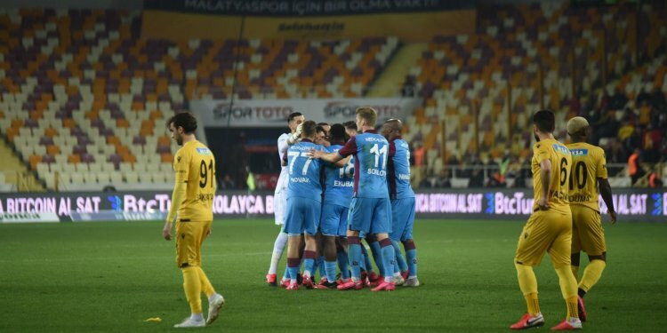 Liderlik averajla Fırtına’ya geçti!