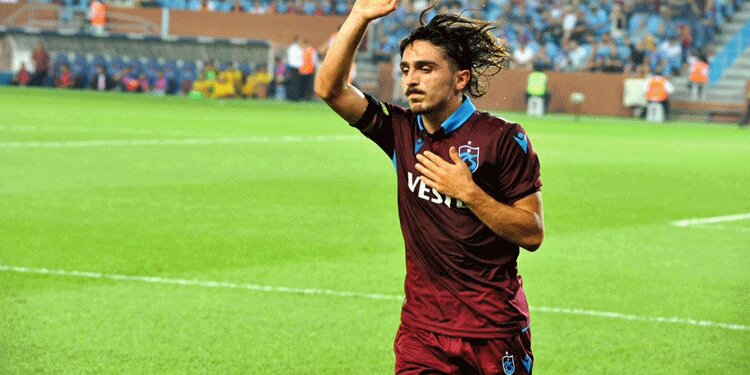 Abdülkadir Ömür döndüğü gibi rekor kırdı!