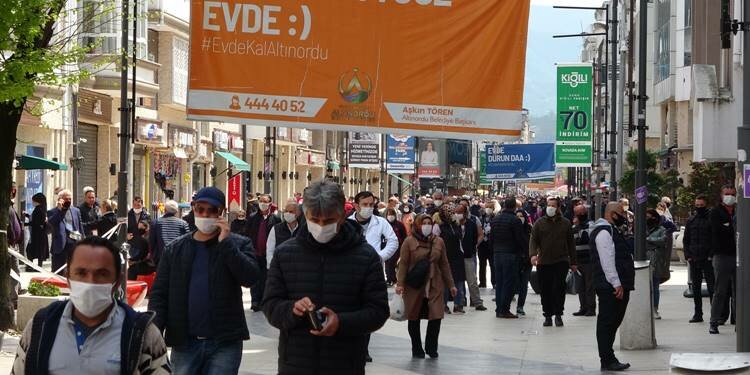 Ordu'da insanlar sokaklara döküldü! Tartışma yaşandı