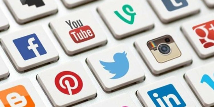 AK Parti'den sosyal medya için 12 etik kuralı