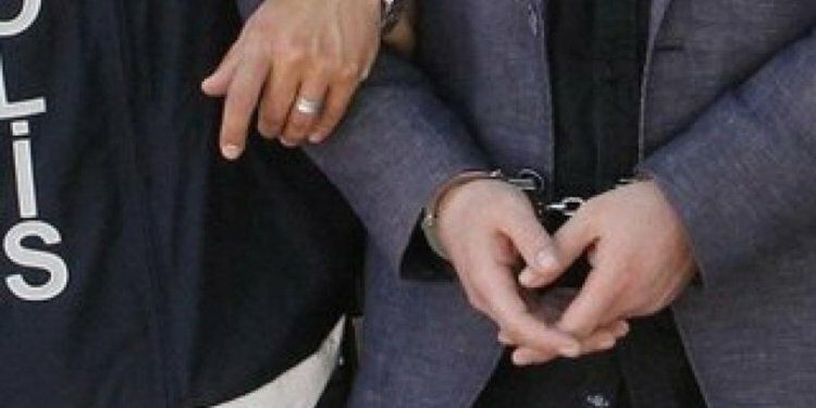 Akçaabat'ta iki adrese baskın! Gözaltına alındılar