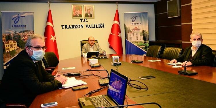 Trabzon'da sokağa çıkan 93 kişiye...