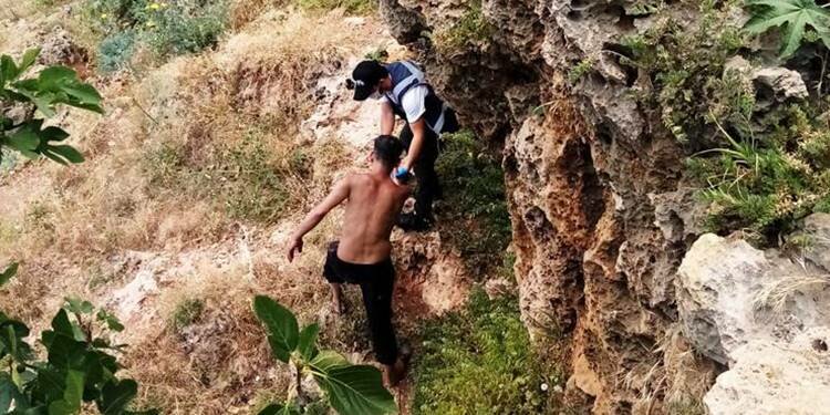 Tatlı ve dürüm sözünü duyunca intihardan vazgeçti!