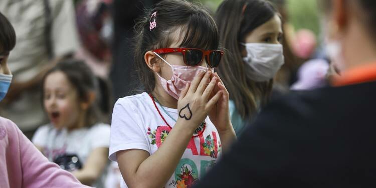 Bayburt'ta parklara akın ettiler!