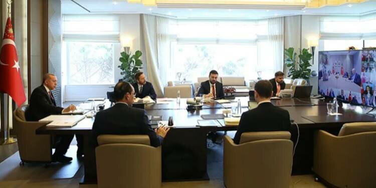 Sokak yasakları masada!