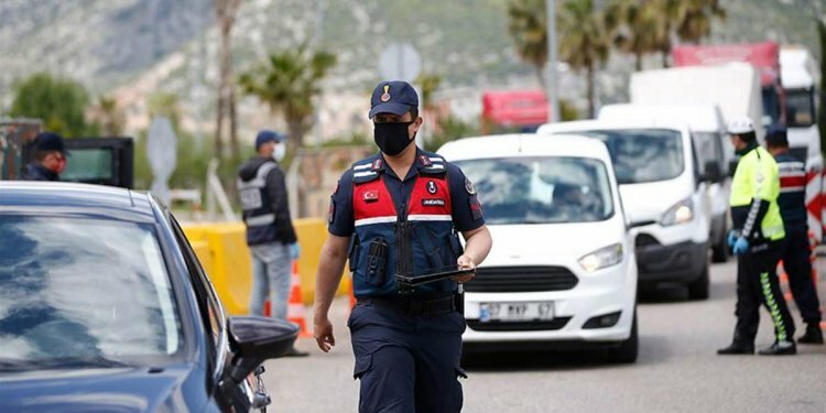 Yeni seyahat kısıtlaması genelgesi! Zorunluluk kaldırıldı