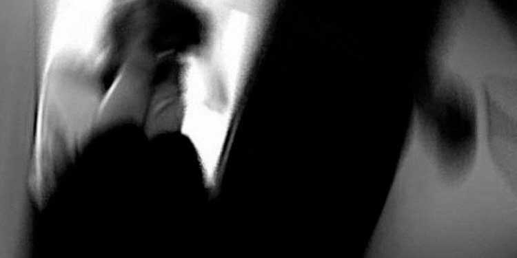 Trabzon'da mobilya ustasından genç kıza cinsel saldırı!