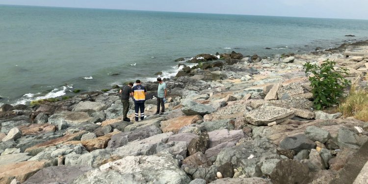 Rize sahilinde erkek cesedi bulundu