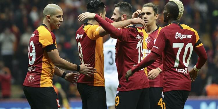 Galatasaray, Trabzonspor maçı öncesi başka krizlere gebe!