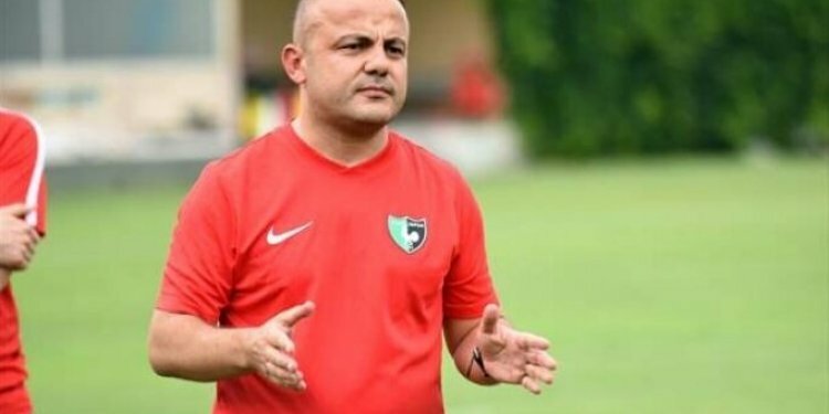 Denizlispor teknik sorumlusu ağladı