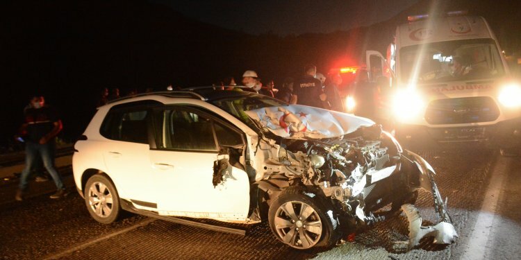 Gümüşhane’de 2 feci kazada 9 kişi yaralandı