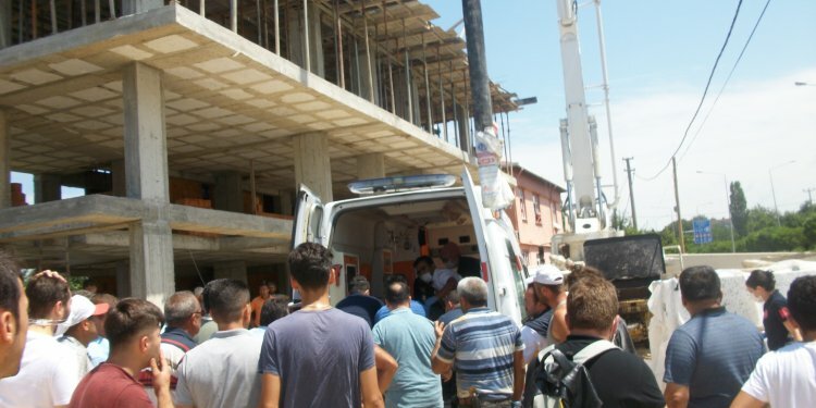 Ordu'da 3. kattan düşen işçi yaralandı