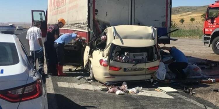 Gurbetçi aile yok oldu!