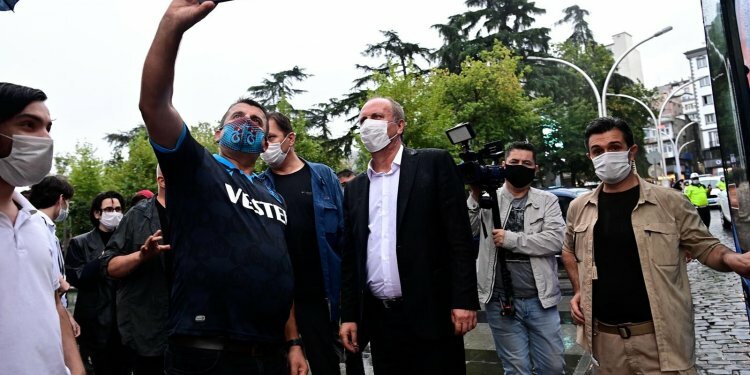 Muharrem İnce Trabzon'a geldi