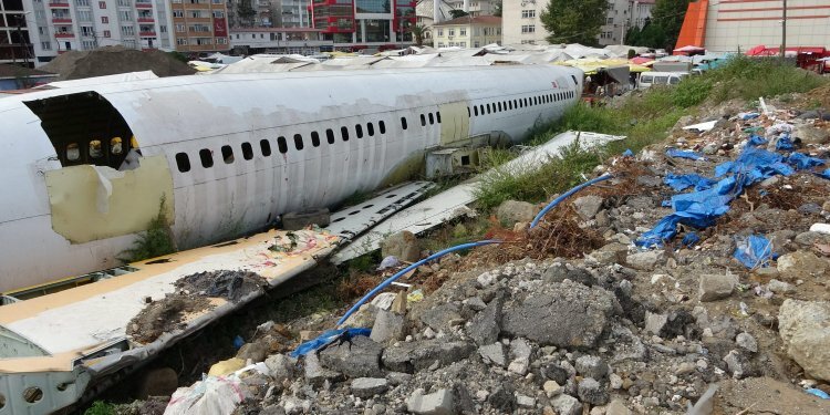 Trabzon'un başına bela olan uçak!