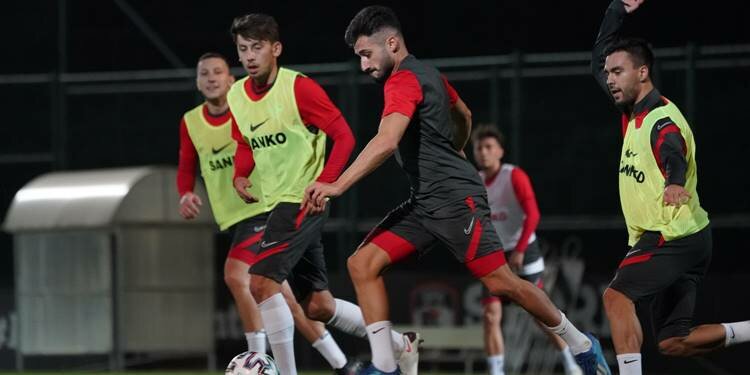 Trabzonspor'u yenip çıkışa geçmek istiyorlar!