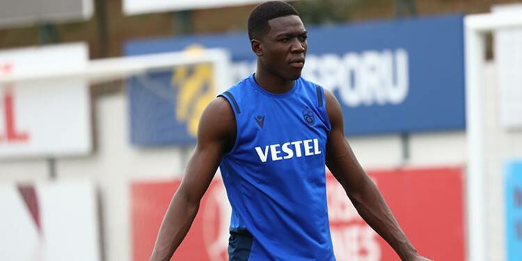 Stiven Plaza kadrodan çıkarıldı!