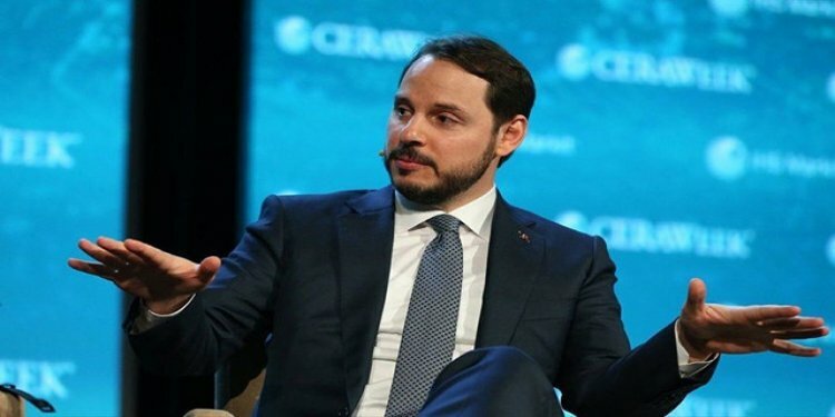 Berat Albayrak istifa mı etti?