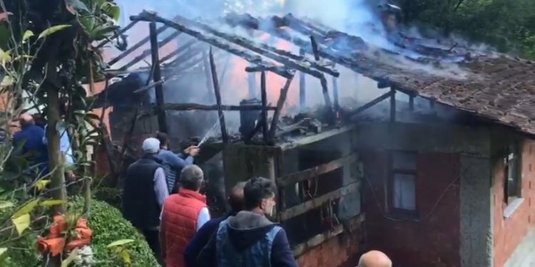 Yangın çıktı, vatandaşlar seferber oldu