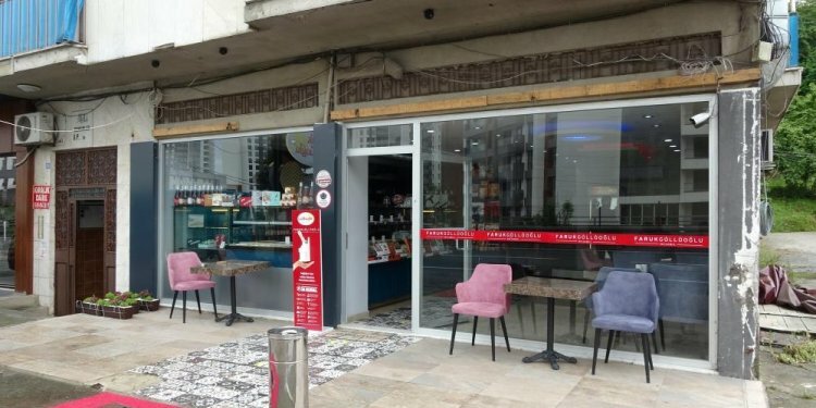 Trabzon’da tatlıcıda otururken ölümden döndü