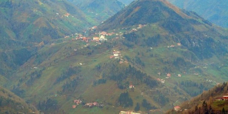 Trabzon'da bir mahalle karantinaya alındı