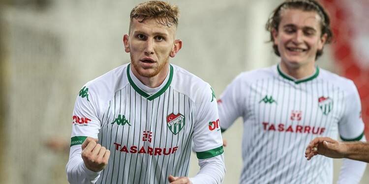 Trabzonspor, Burak Kapacak için devrede!