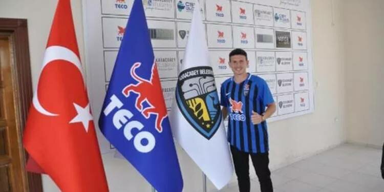 Trabzonspor'da ayrılık! İmzayı attı