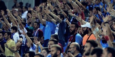 Protokol ziyafet çekecek, taraftar aç oturacak!