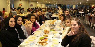 Avrasya iftarda salonlara sığmadı