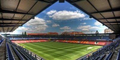 UEFA'dan Sparta Prag'a ceza!